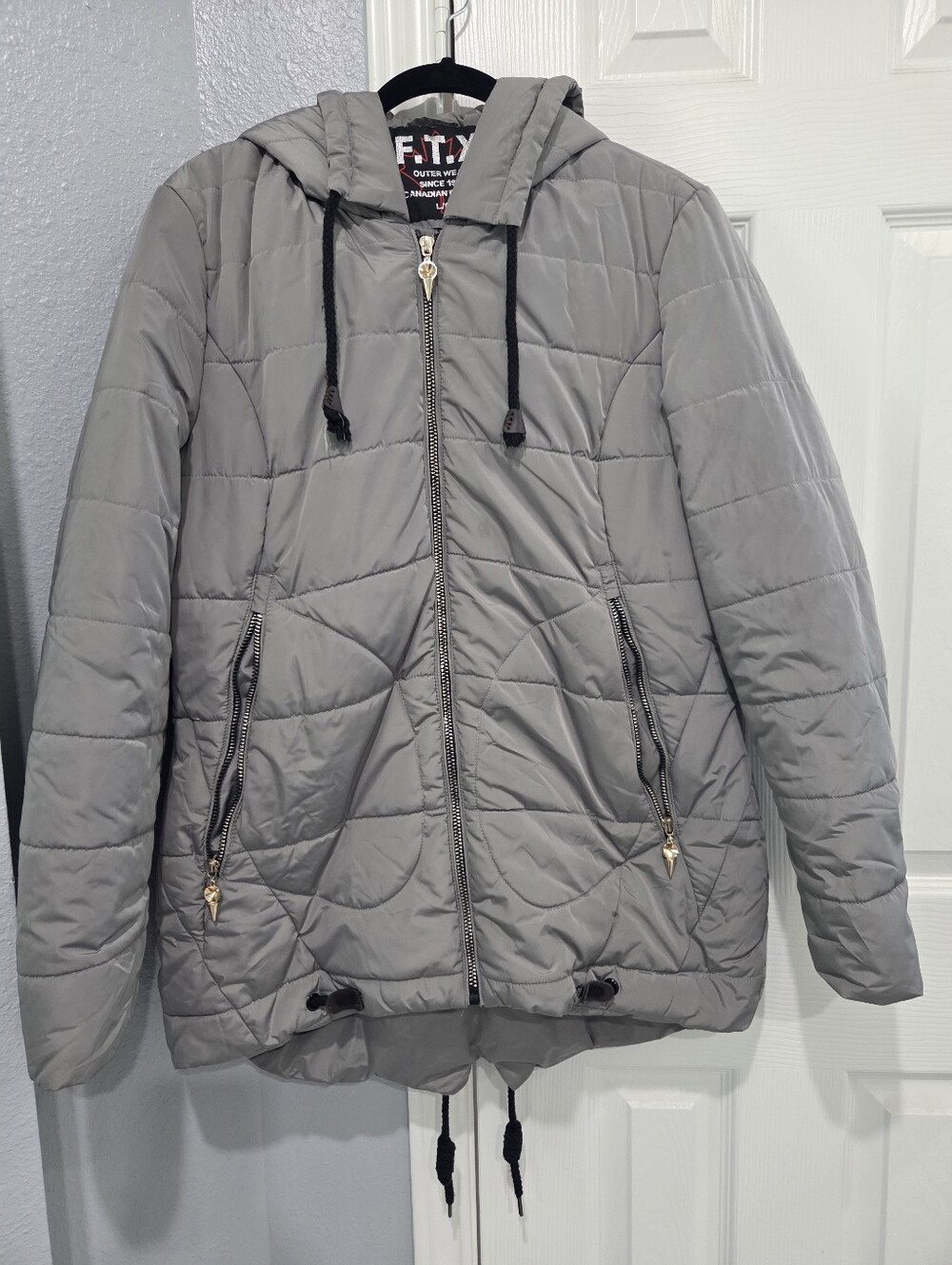 Size L Womens Jacket